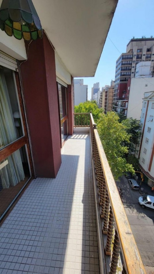 VENTA DEPARTAMENTO 4 AMBIENTES EN LA PERLA