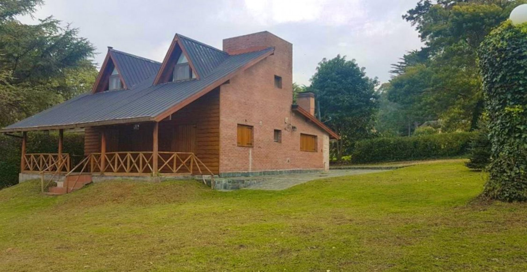 CHALET 4 AMBIENTES CON PISCINA Y APTO CREDITO