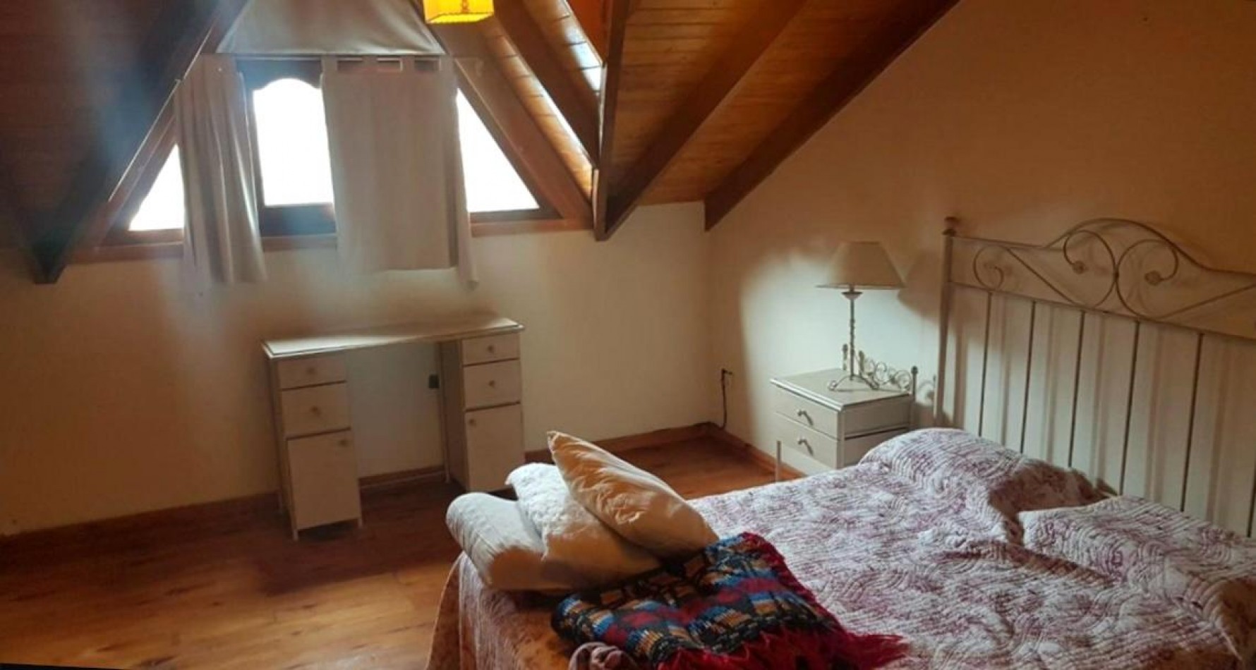 CHALET 4 AMBIENTES CON PISCINA Y APTO CREDITO