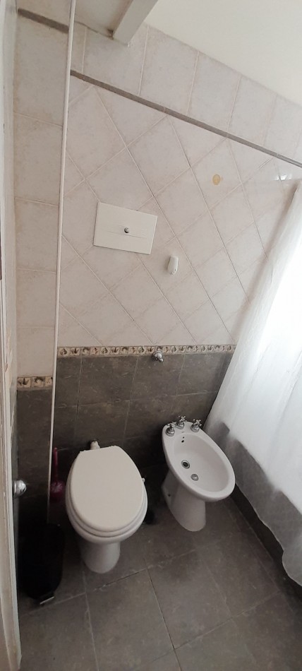 Dpto 2 amb a la calle a una cuadra del mar