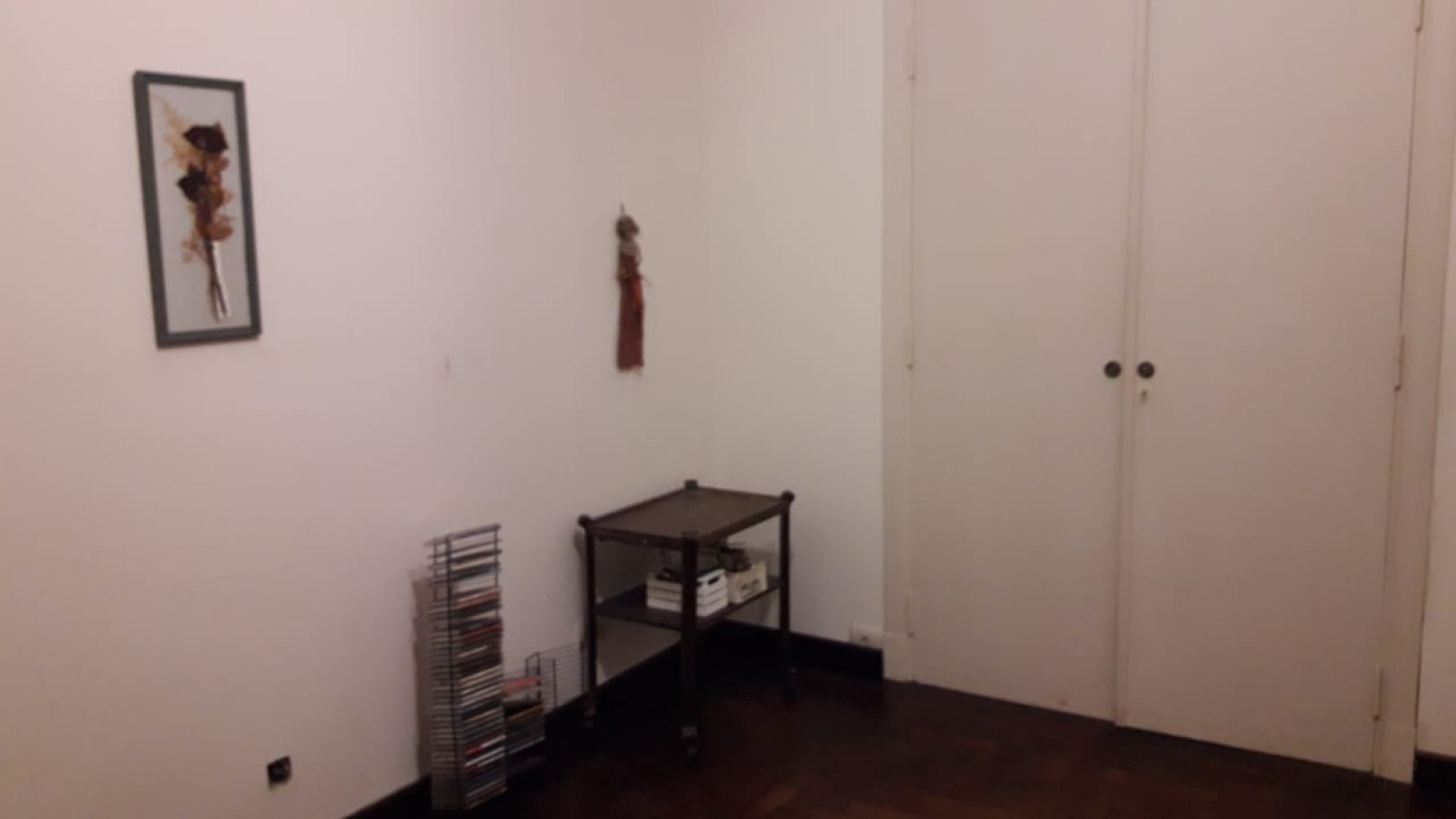 Casona 4 ambientes mas Depto