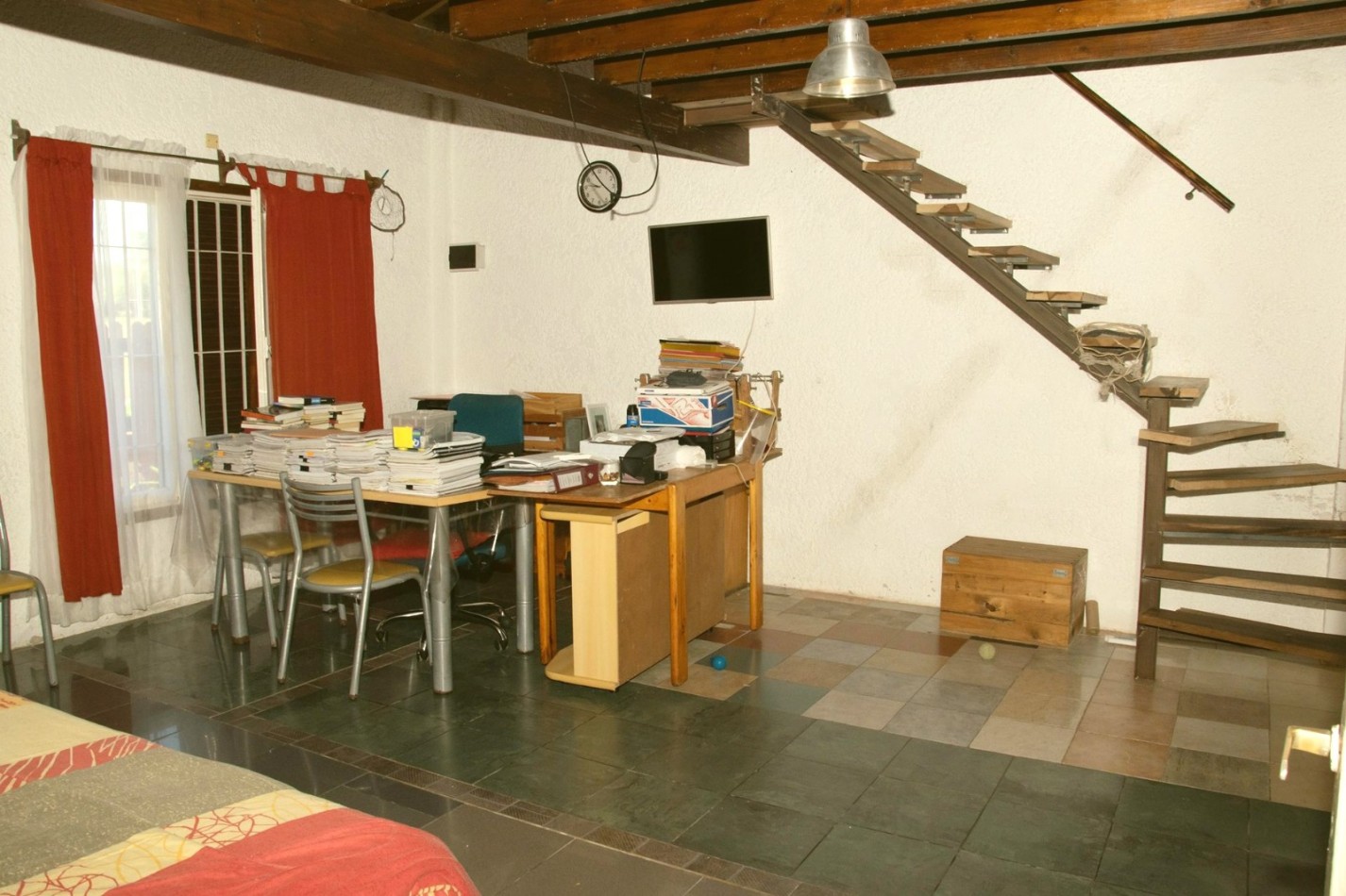 VENTA EN BLOQUE. IDEAL RENTISTA.- 3 Propiedades,1 casa y 2 departamentos