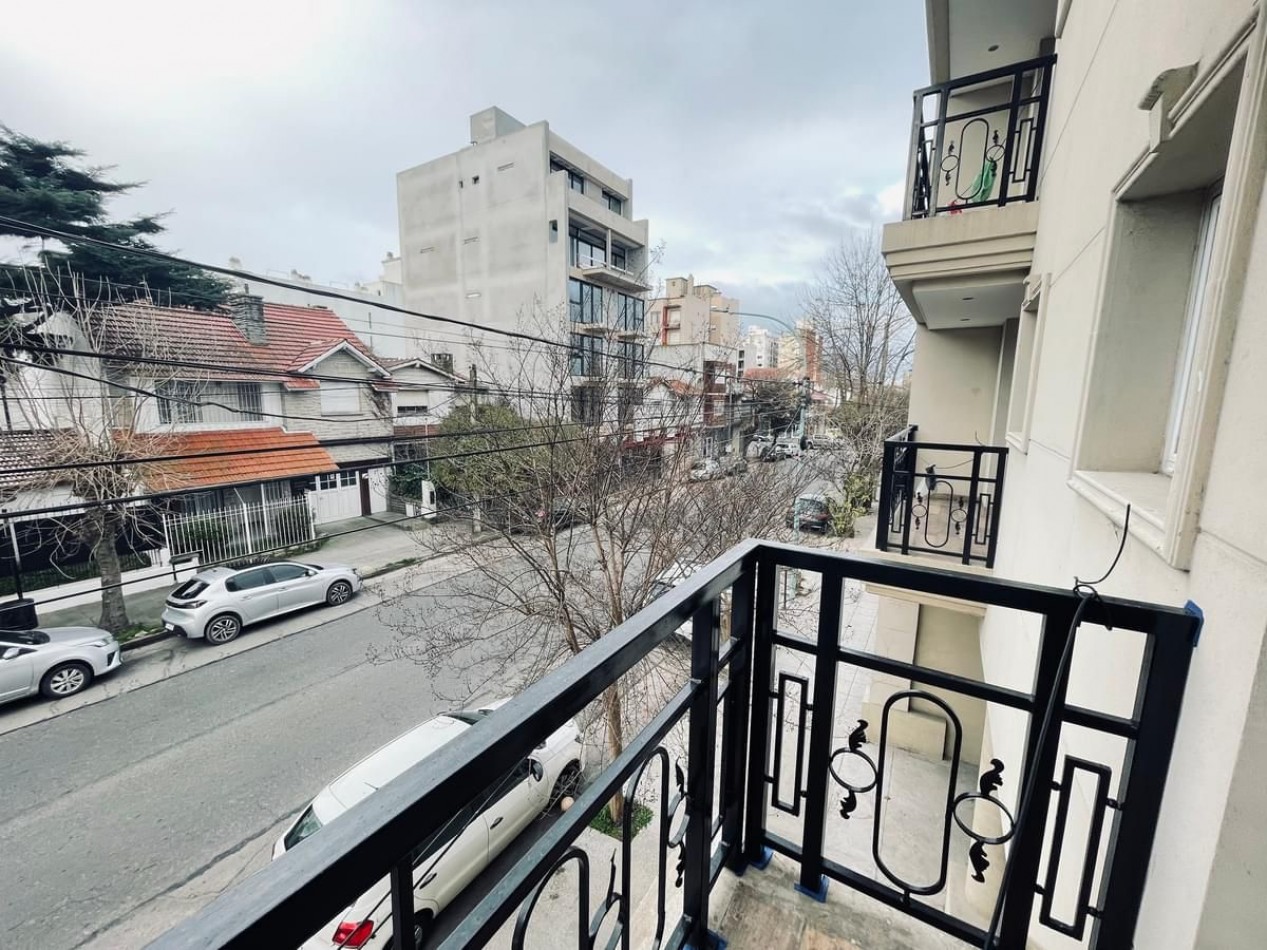 VENTA Semipisos 2 Amb. a estrenar. Con espacio de cochera