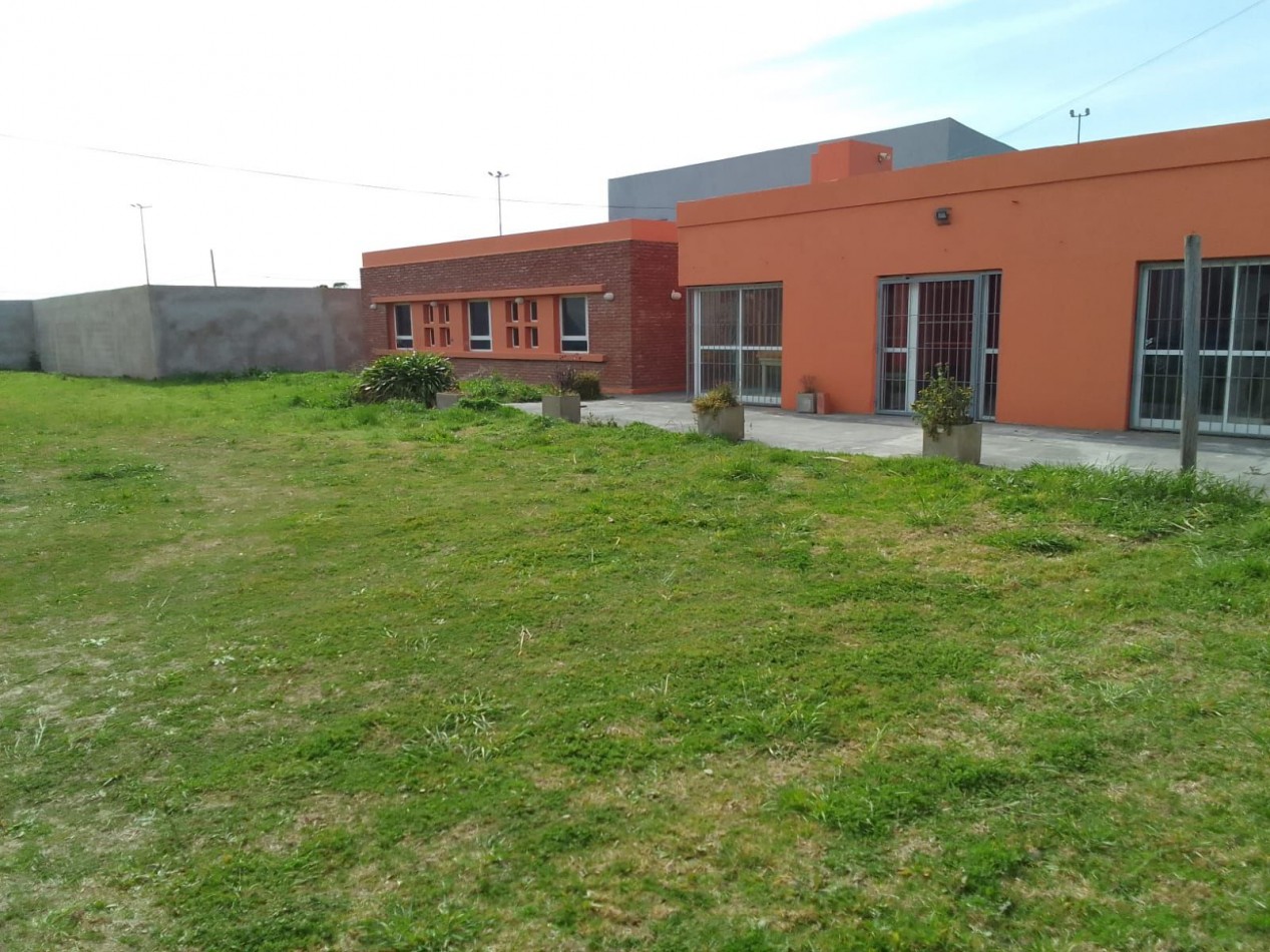 Venta oportunidad constructora/inversionista Casa sobre lote R3