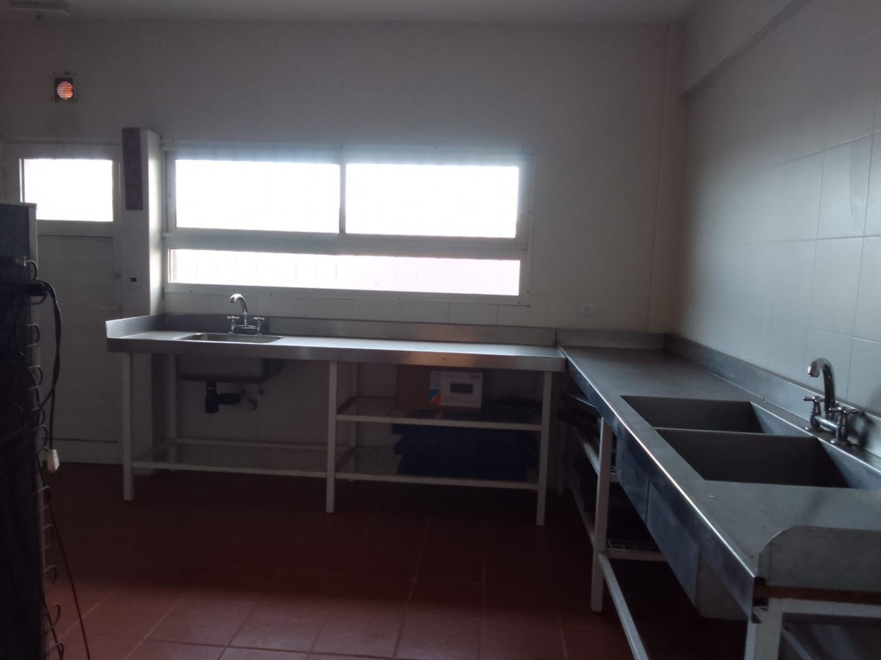 Venta oportunidad constructora/inversionista Casa sobre lote R3