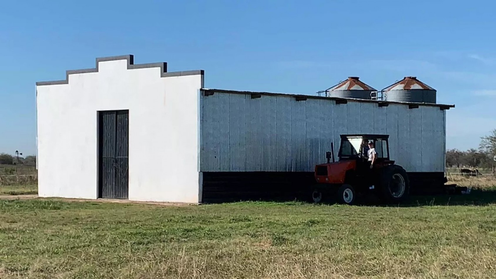 Haras de 30 has, con casa de caseros y mas 