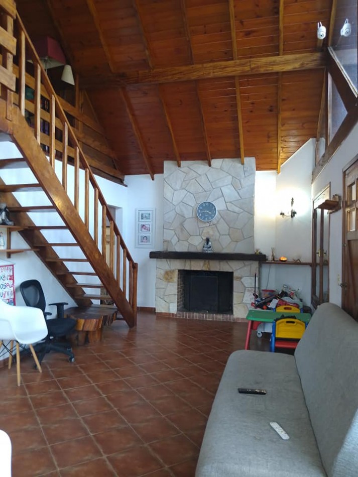 Casa en Sierra de Los Padres frente al golf