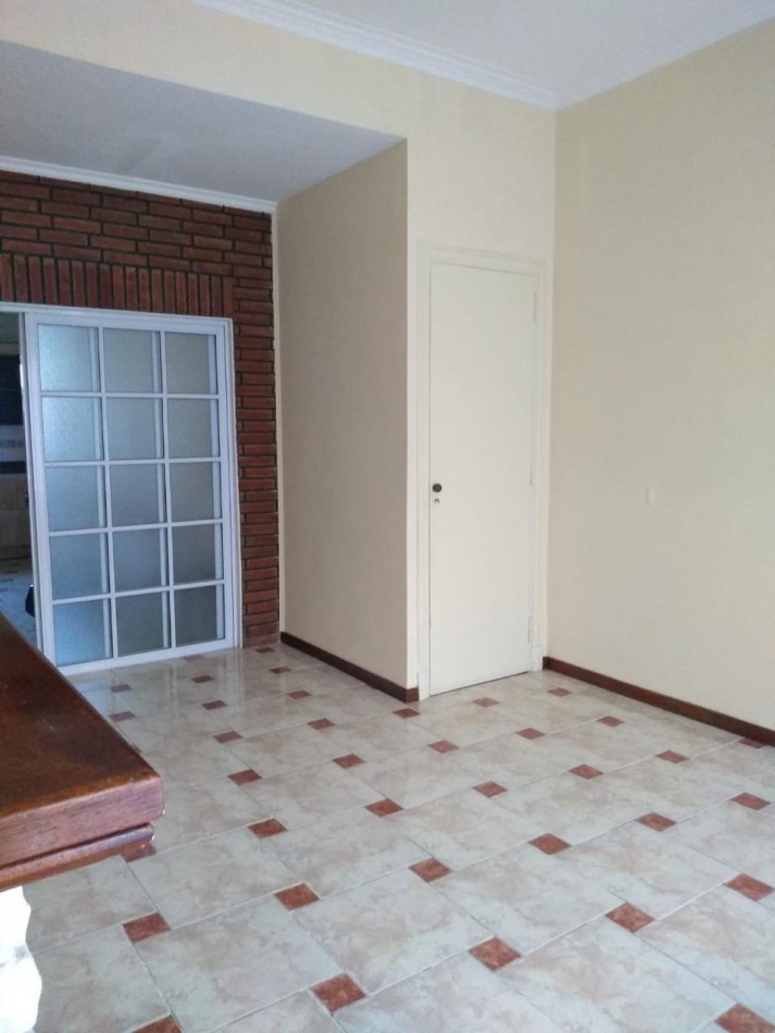 Excelente PH 3 amb. al frente  Guemes - APTO CREDITO USA142.000