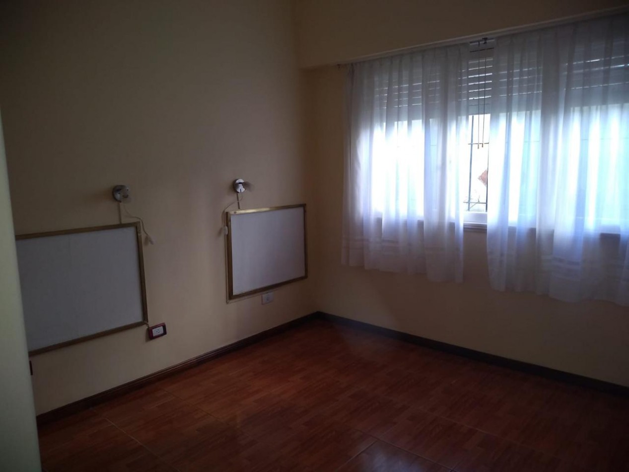 Excelente PH 3 amb. al frente  Guemes - APTO CREDITO USA142.000