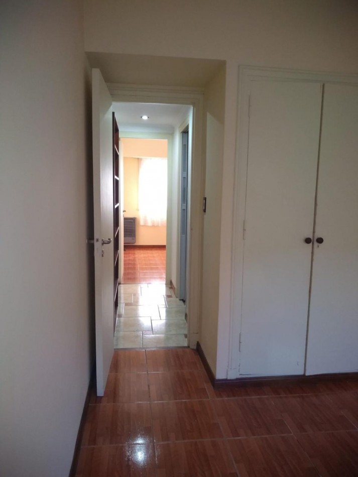 Excelente PH 3 amb. al frente  Guemes - APTO CREDITO USA142.000