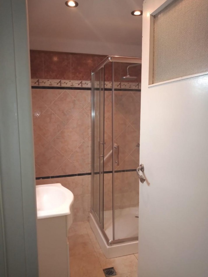 Excelente PH 3 amb. al frente  Guemes - APTO CREDITO USA142.000