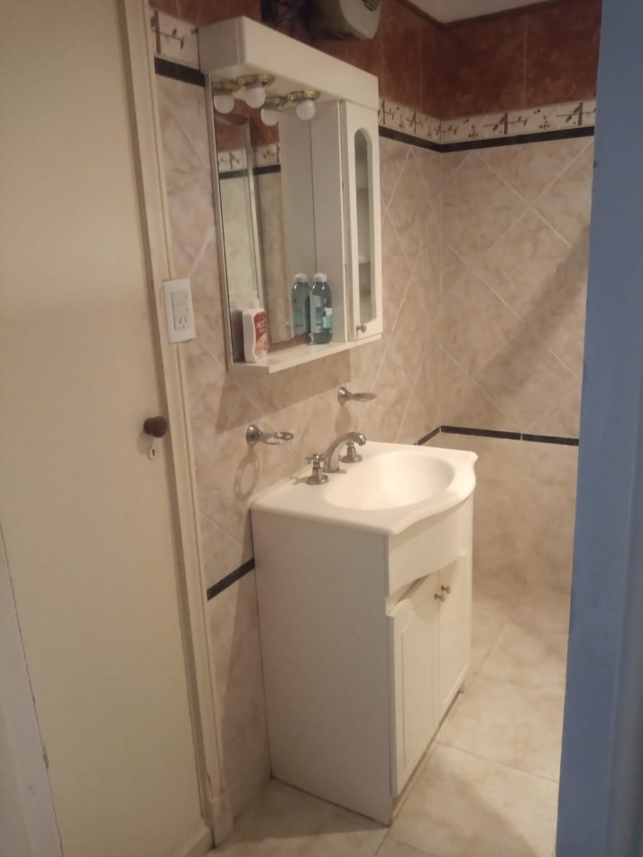 Excelente PH 3 amb. al frente  Guemes - APTO CREDITO USA142.000