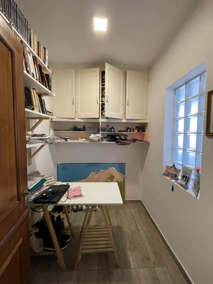 Excelente depto 4 amb RECICLADO A NUEVO c/ Balcon a la calle zona centro 