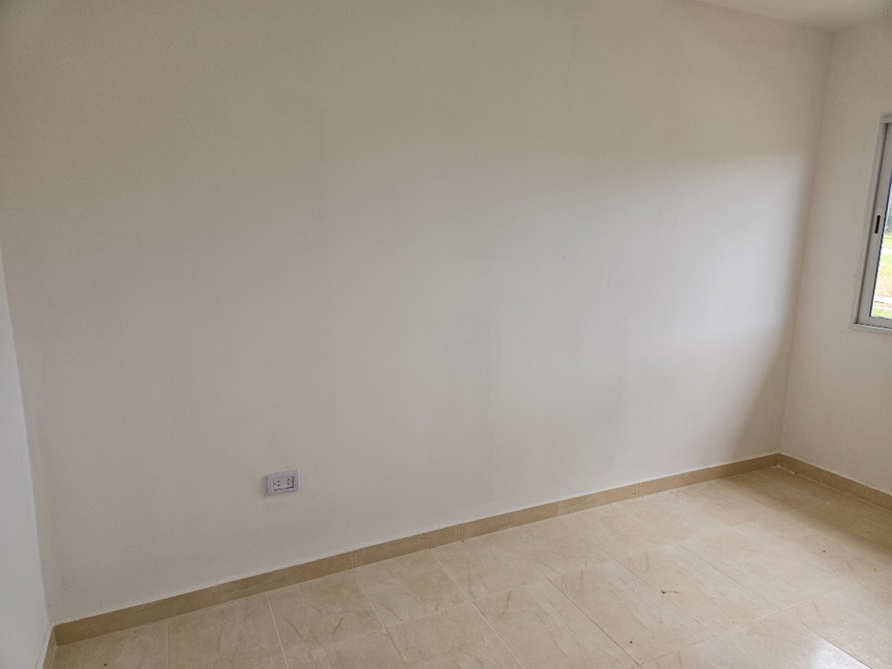 Casa a estrenar 4 amb. En Haras del Mar c/ cochera