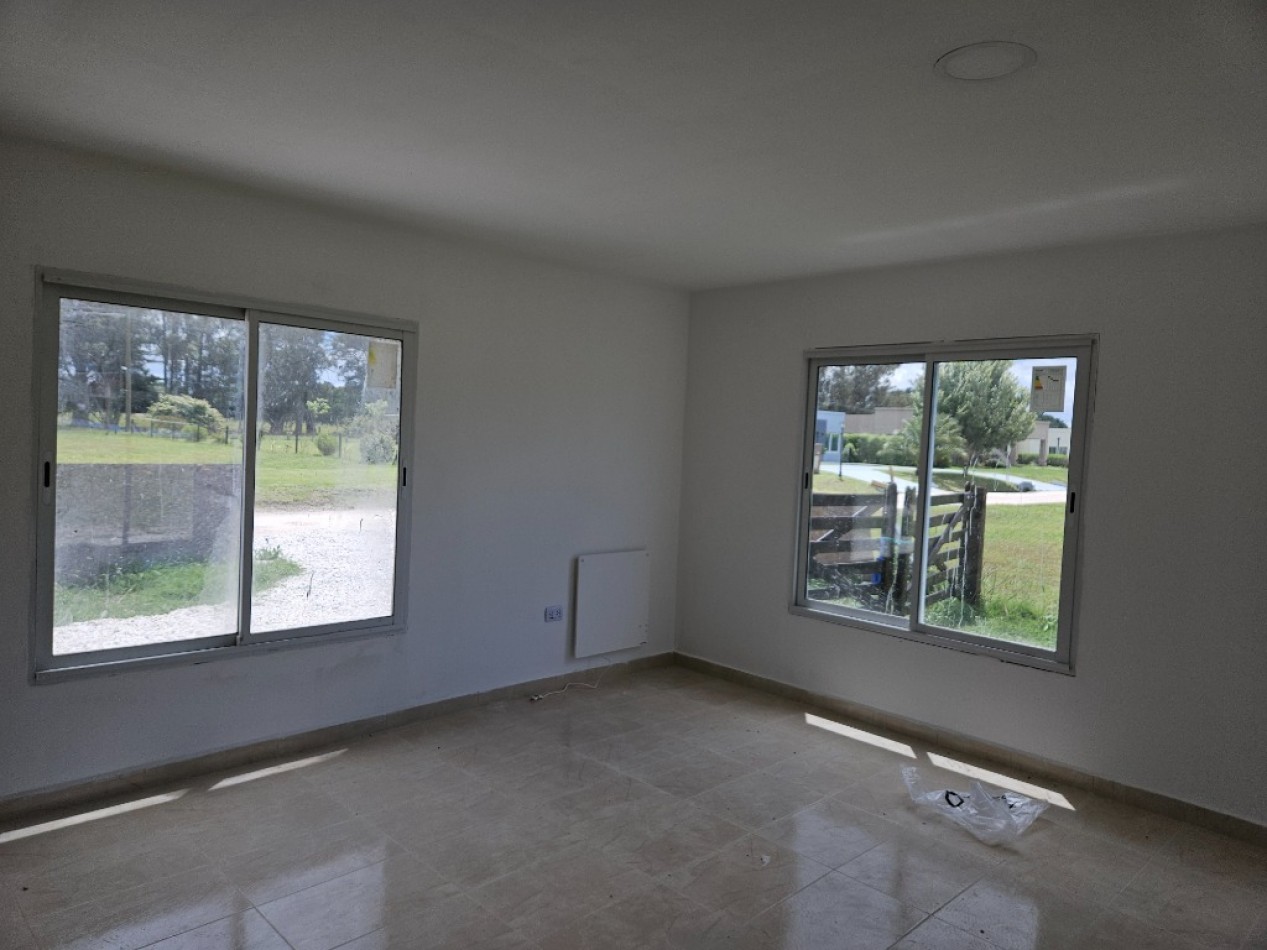Casa a estrenar 4 amb. En Haras del Mar c/ cochera