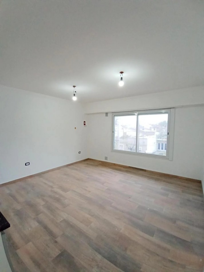 Duplex 2 ambientes. Zona San Juan
