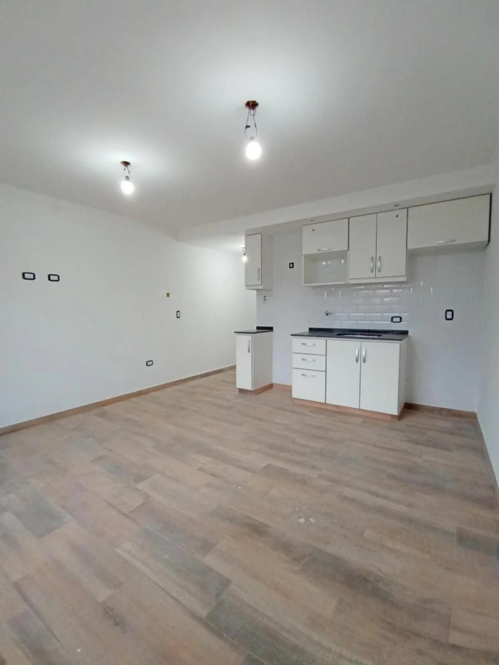Duplex 2 ambientes. Zona San Juan