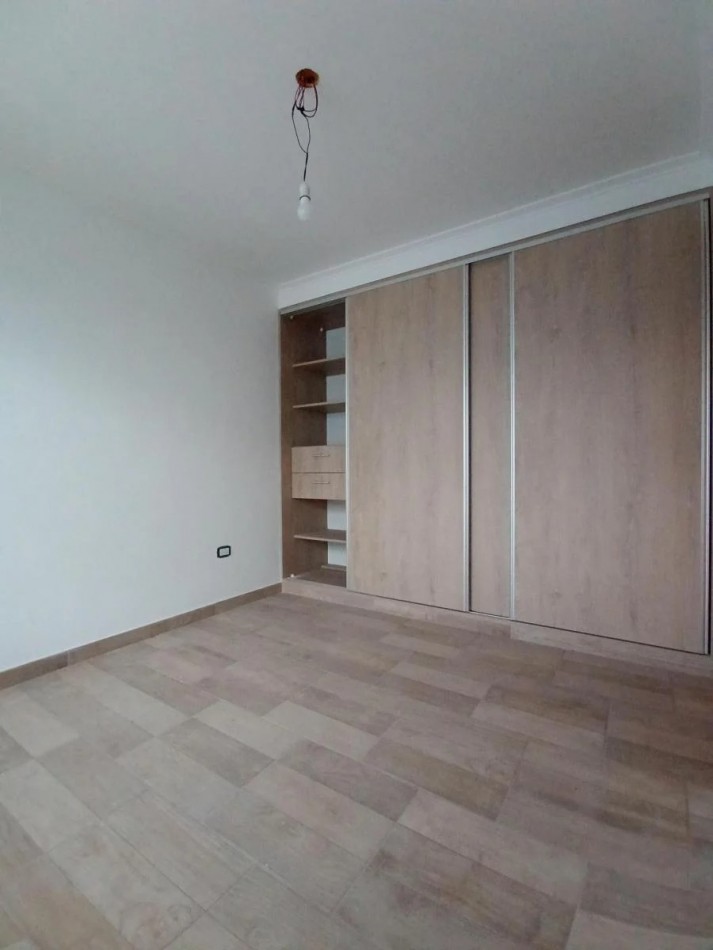 Duplex 2 ambientes. Zona San Juan