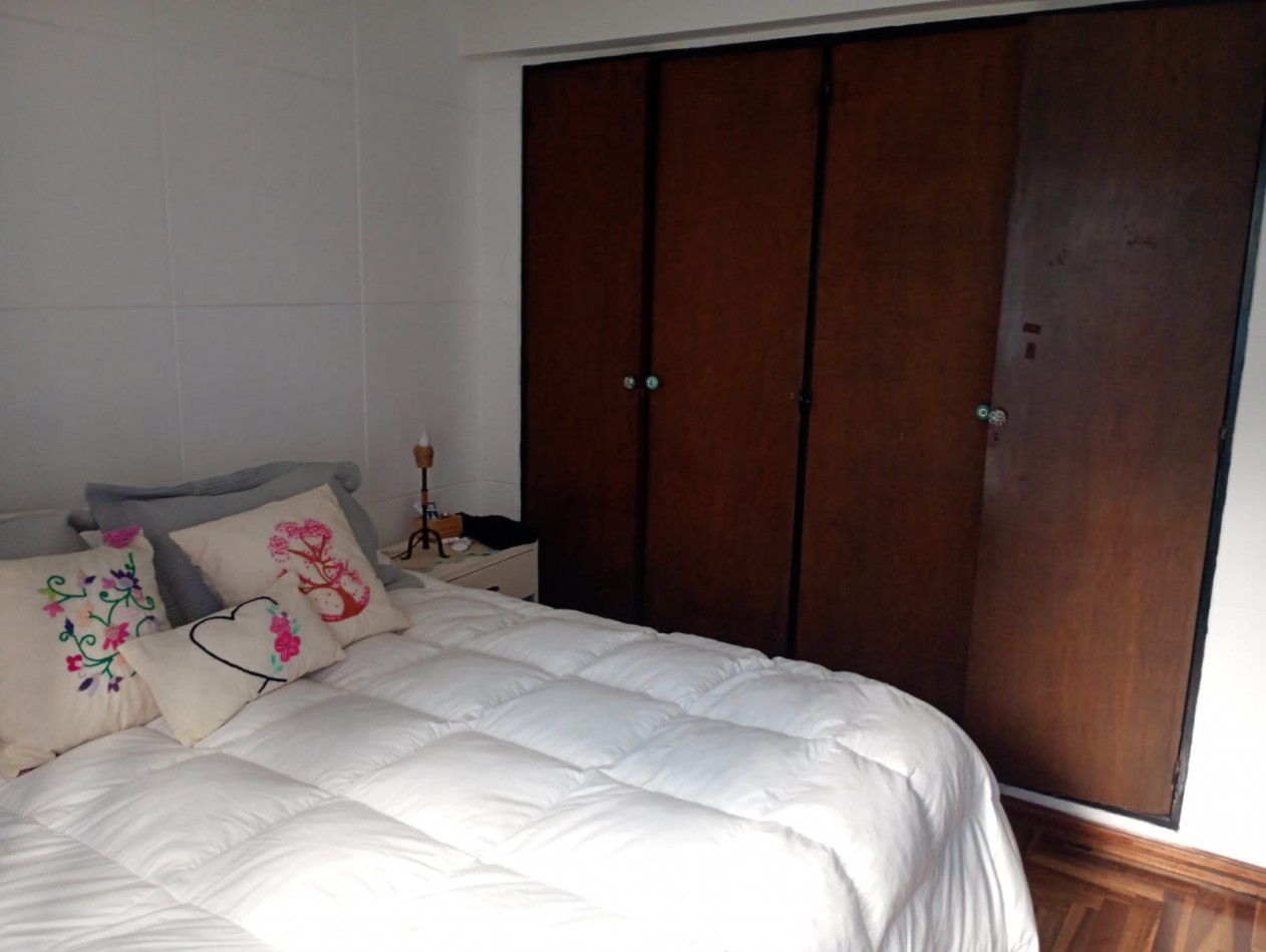 IMPECABLE DPTO 4 AMBIENTES, PLANTA BAJA AL FRENTE, C/ JARDIN. CALLE SAN JUAN AL 3000. APTO CREDITO 