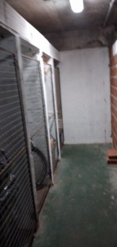 DEPARTAMENTO 2 AMB CON 2 COCHERAS Y BAULERA BARRIO CHAUVIN