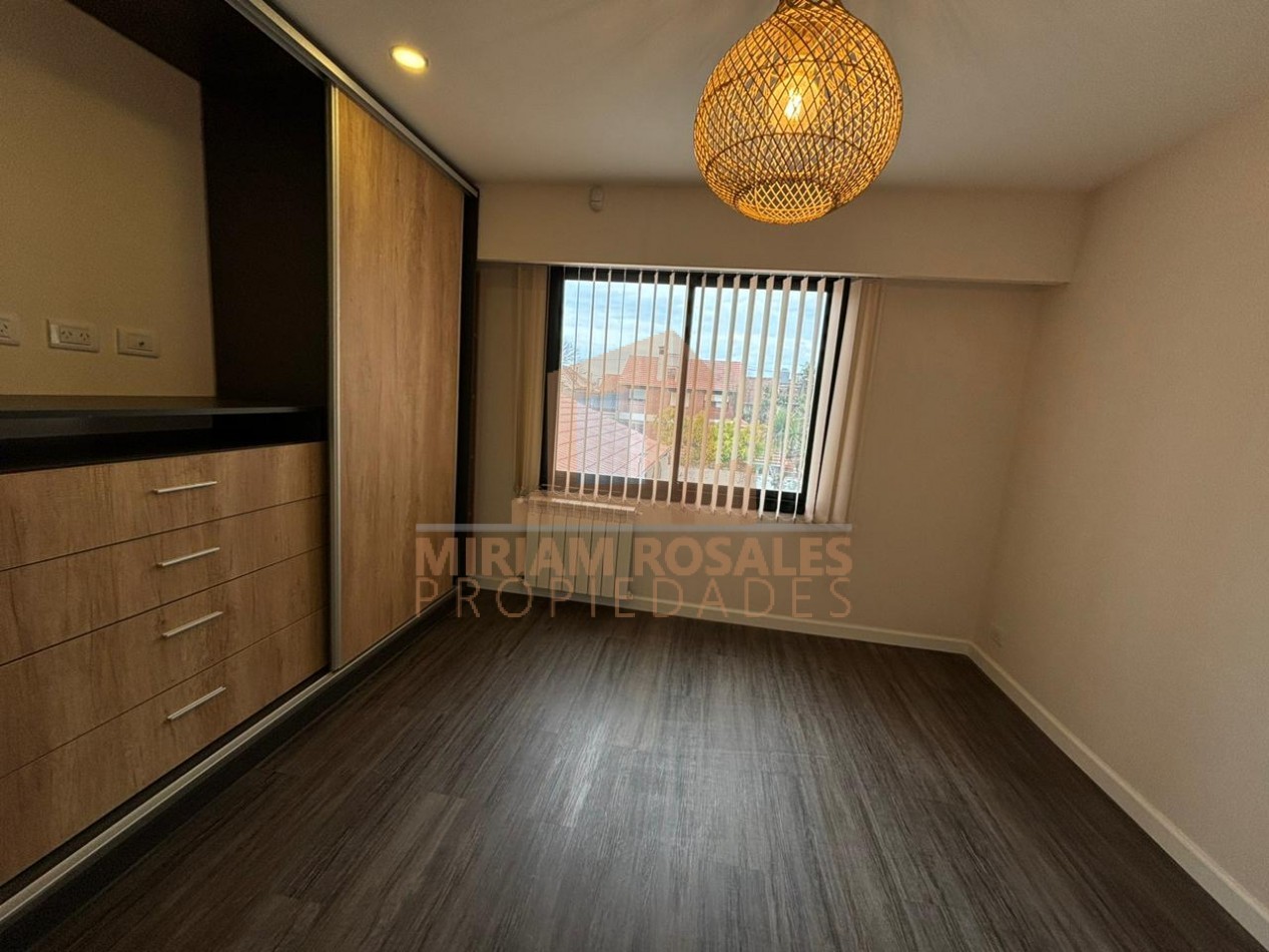 DETALLISTA DUPLEX DE 4 AMBIENTES TODO A NUEVO.