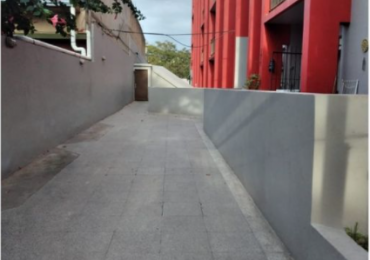 HERMOSO  4 AMB A LA CALLE CON JARDIN. AMPLIO  EXTERNO. USA 85.000 APTO CREDITO