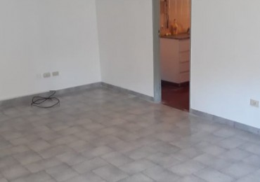 SE VENDE 3 AMB. 