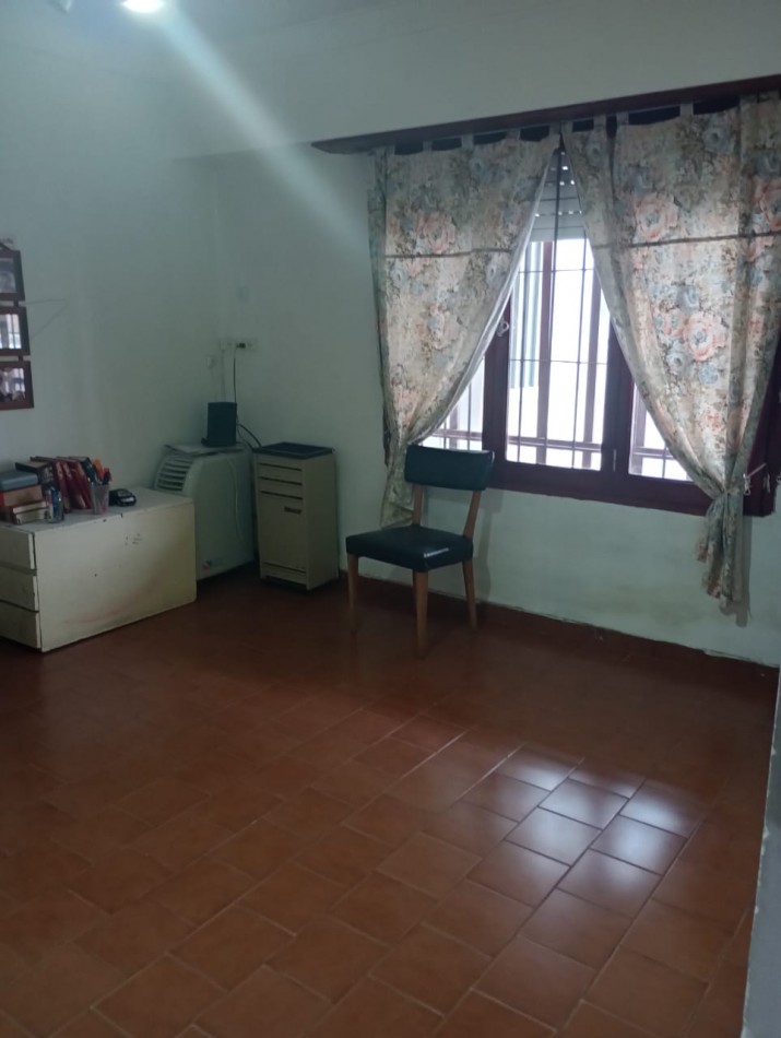 CHALET 3 AMBIENTES MAS DEPARTAMENTO 2 AMB EN EL BARRIO EL MARTILLO. APTO CREDITO