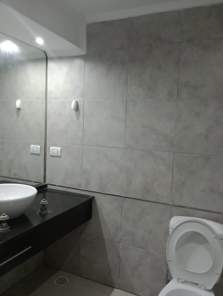CHALET 3 AMBIENTES MAS DEPARTAMENTO 2 AMB EN EL BARRIO EL MARTILLO. APTO CREDITO