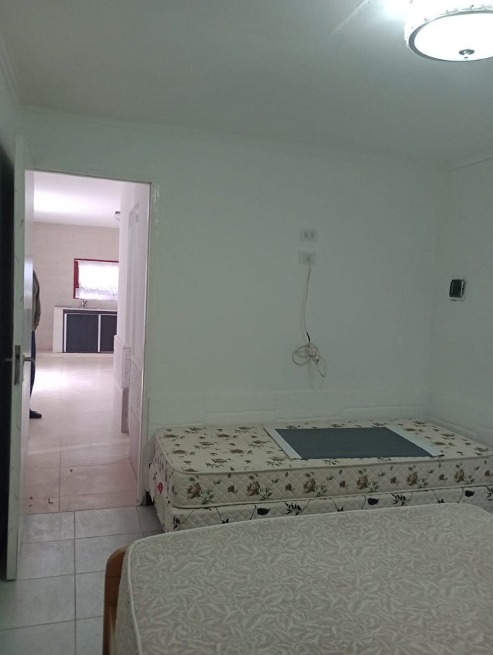 CHALET 3 AMBIENTES MAS DEPARTAMENTO 2 AMB EN EL BARRIO EL MARTILLO. APTO CREDITO