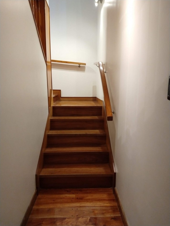 CHALET DE 6 AMBIENTES CON QUINCHO Y PISCINA EN COLINAS PERALTA RAMOS (APTO CREDITO)