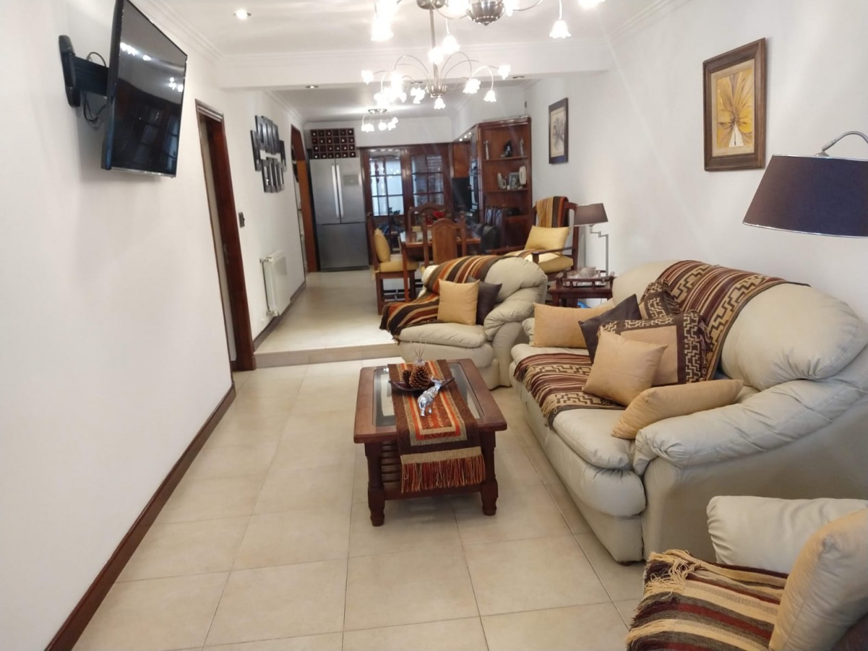 CHALET DE 6 AMBIENTES CON QUINCHO Y PISCINA EN COLINAS PERALTA RAMOS (APTO CREDITO)