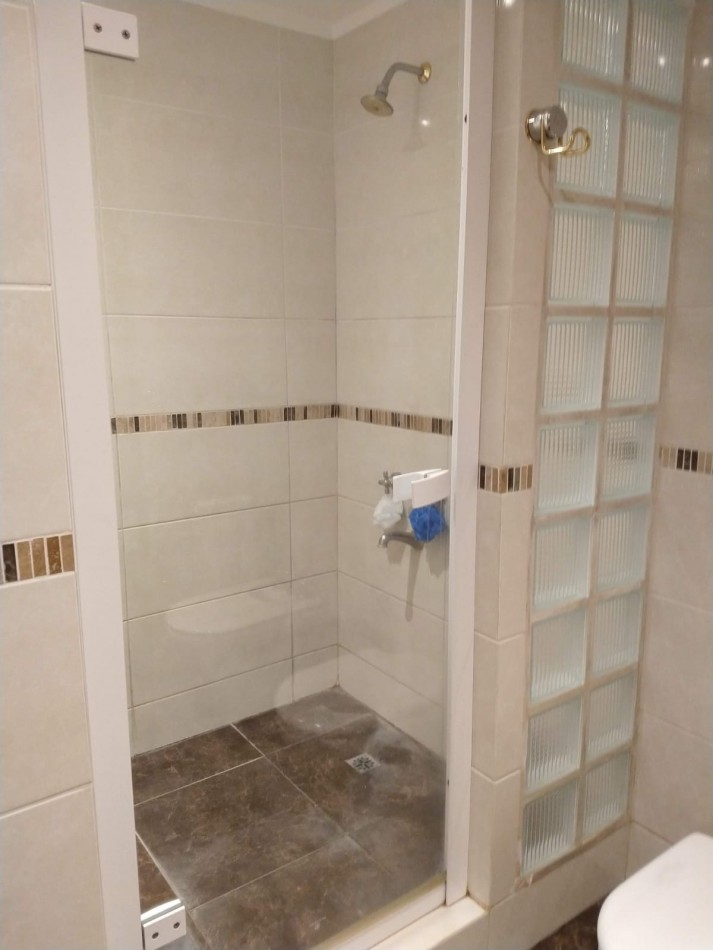 CHALET DE 6 AMBIENTES CON QUINCHO Y PISCINA EN COLINAS PERALTA RAMOS (APTO CREDITO)