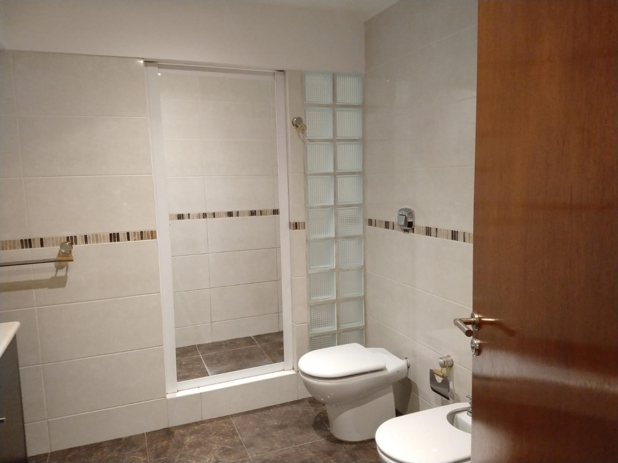 CHALET DE 6 AMBIENTES CON QUINCHO Y PISCINA EN COLINAS PERALTA RAMOS (APTO CREDITO)