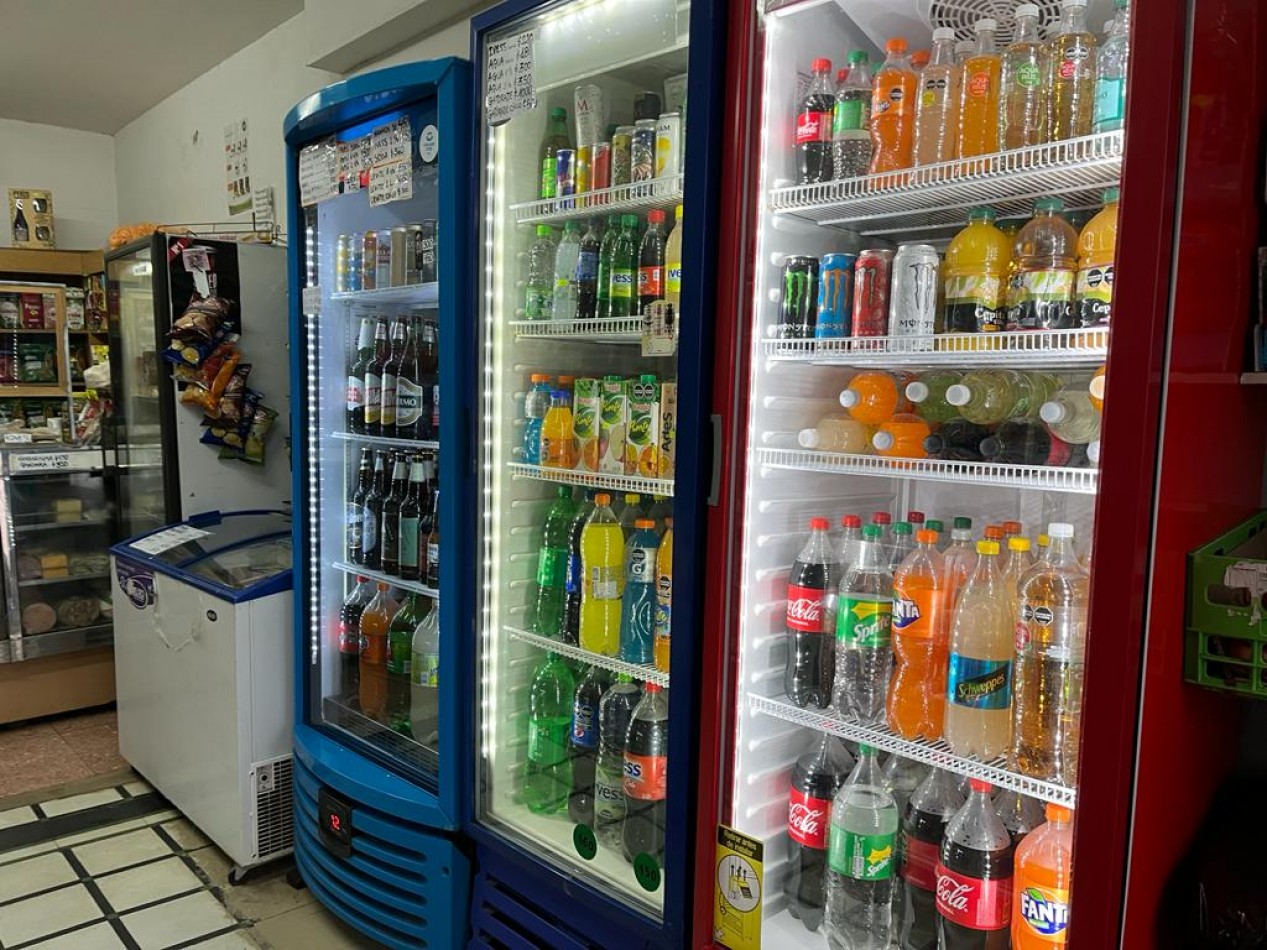 FONDO DE COMERCIO SOBRE COLECTORA EN ZONA COMERCIAL DE BATAN