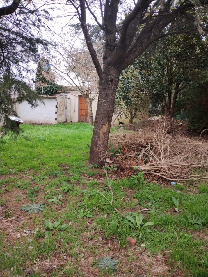 LOTE DE 420M2 EN FELIX U. CAMET VENDE O PERMUTA. APTO CREDITO