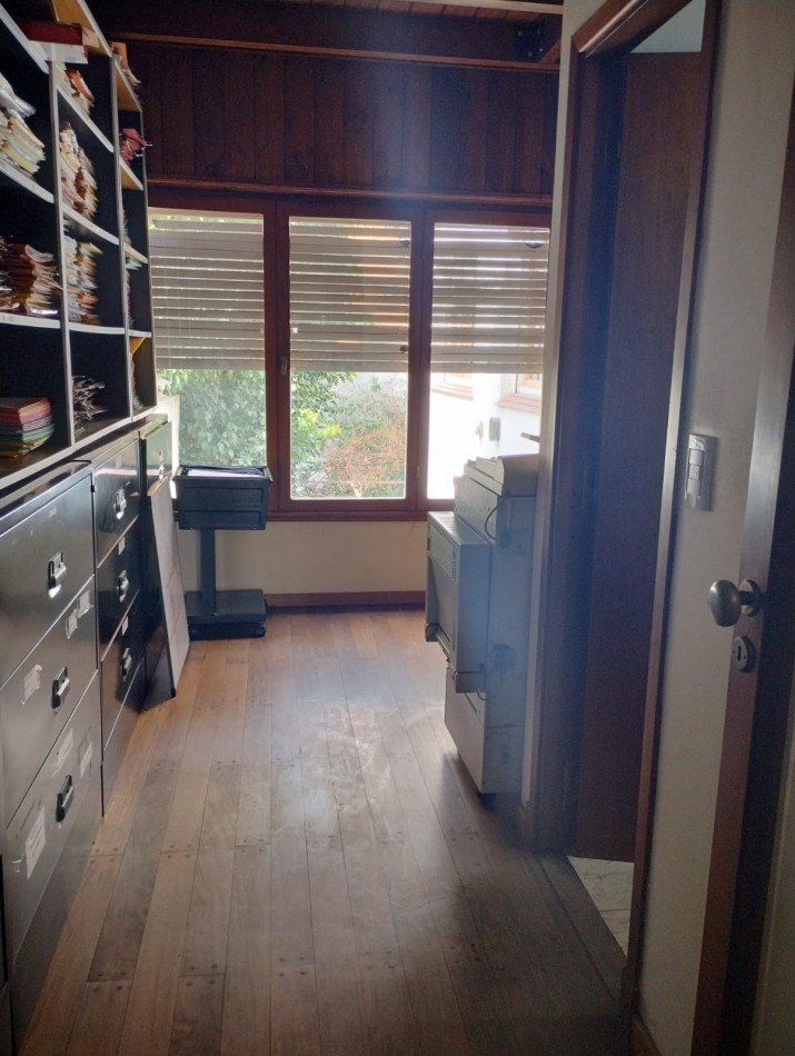 PH TIPO CHALET DE 6 AMBIENTES EN PLANTA ALTA CON GARAJE, APTO PROFESIONAL Y APTO PARA VIVIENDA EN CHAUVIN