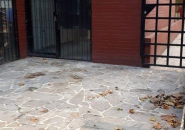 LOCAL A LA CALLE EN FALUCHO Y TUCUMAN