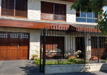 CHALET DE 6 AMBIENTES CON QUINCHO Y PISCINA EN COLINAS PERALTA RAMOS (APTO CREDITO)