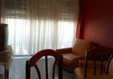 DEPARTAMENTO 2 AMBIENTES C/BALCON A LA CALLE EN EL CENTRO