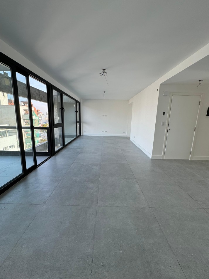 EXCLUSIVO PISO DE TRES AMBIENTES A ESTRENAR 