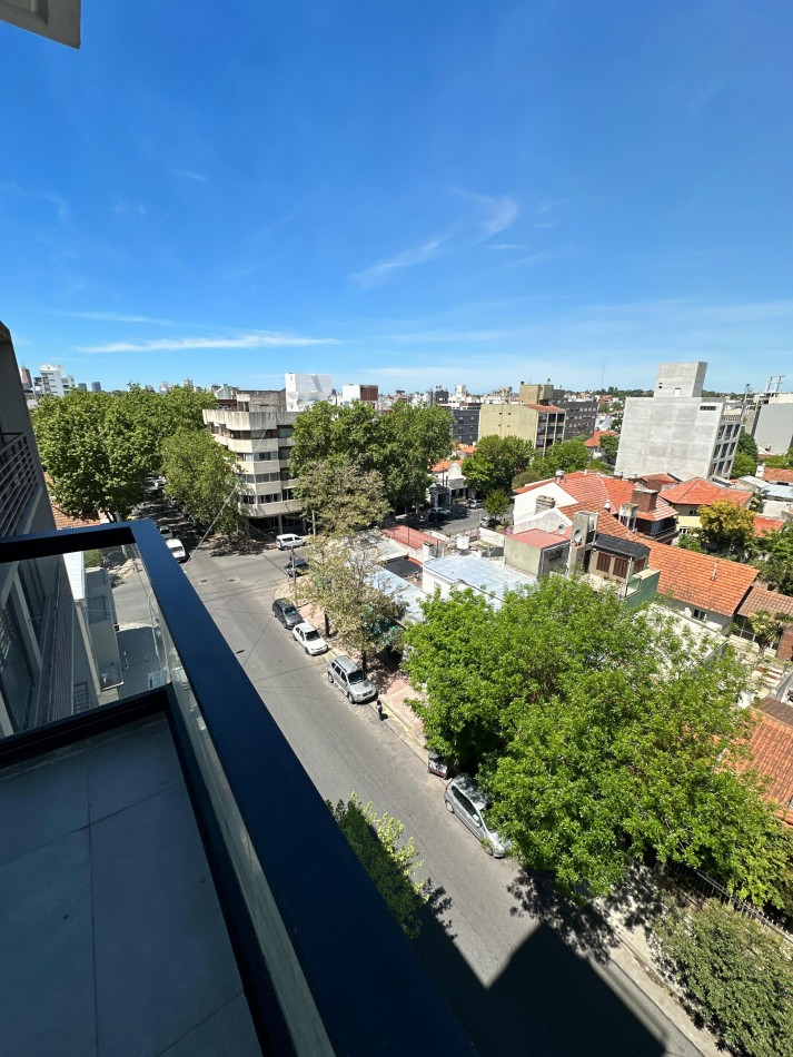 EXCLUSIVO PISO DE TRES AMBIENTES A ESTRENAR 