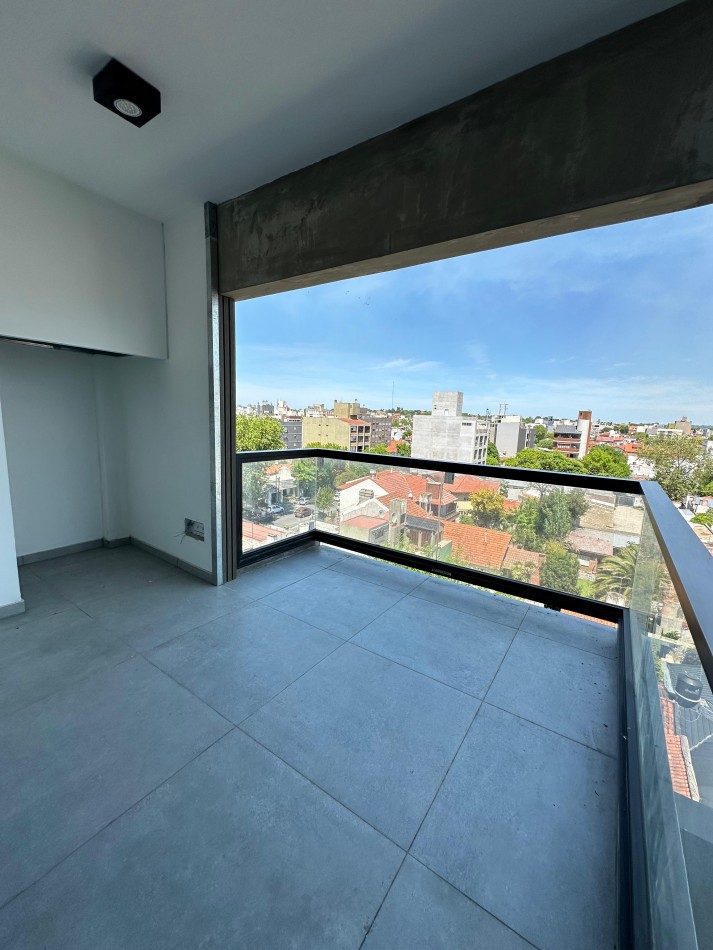EXCLUSIVO PISO DE TRES AMBIENTES A ESTRENAR 