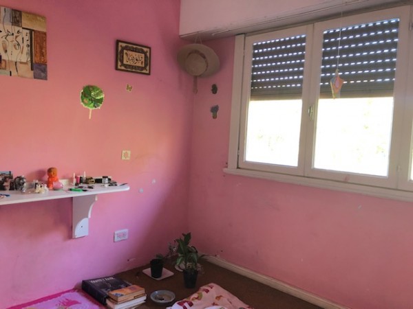 VENTA CHALET,   4 ambientes, parque y patio, sobre lote de 15 mts de frente !!!!! muy buena opcion !!!!