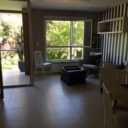 HERMOSO DEPARTAMENTO EN PH , NUEVO, MODERNO, 2 amb. cochera y balcón z/GUEMES !!!!
