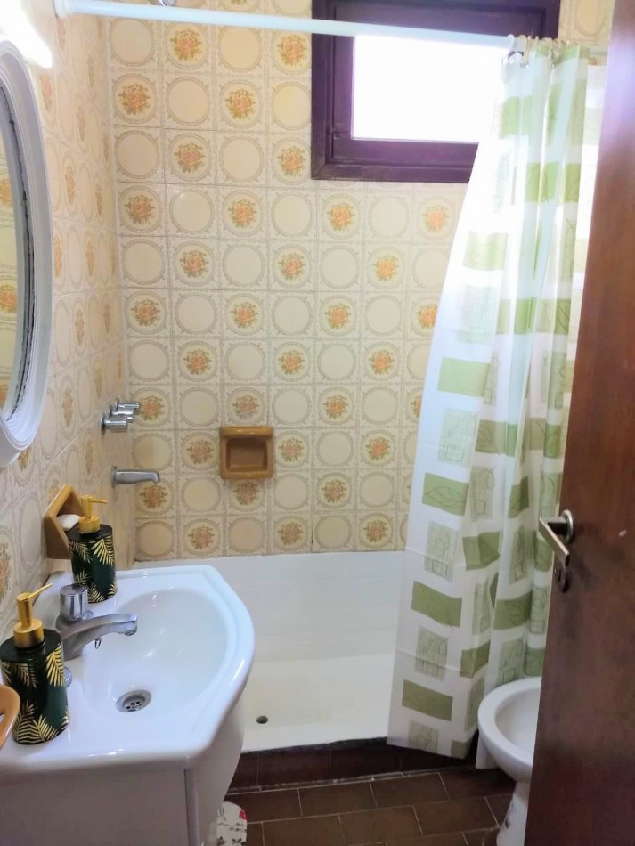 PH 3 AMB. CON ESCRITORIO EN VENTA A METROS DEL MAR, EN EL  PRIVILEGIADO BARRIO SAN CARLOS