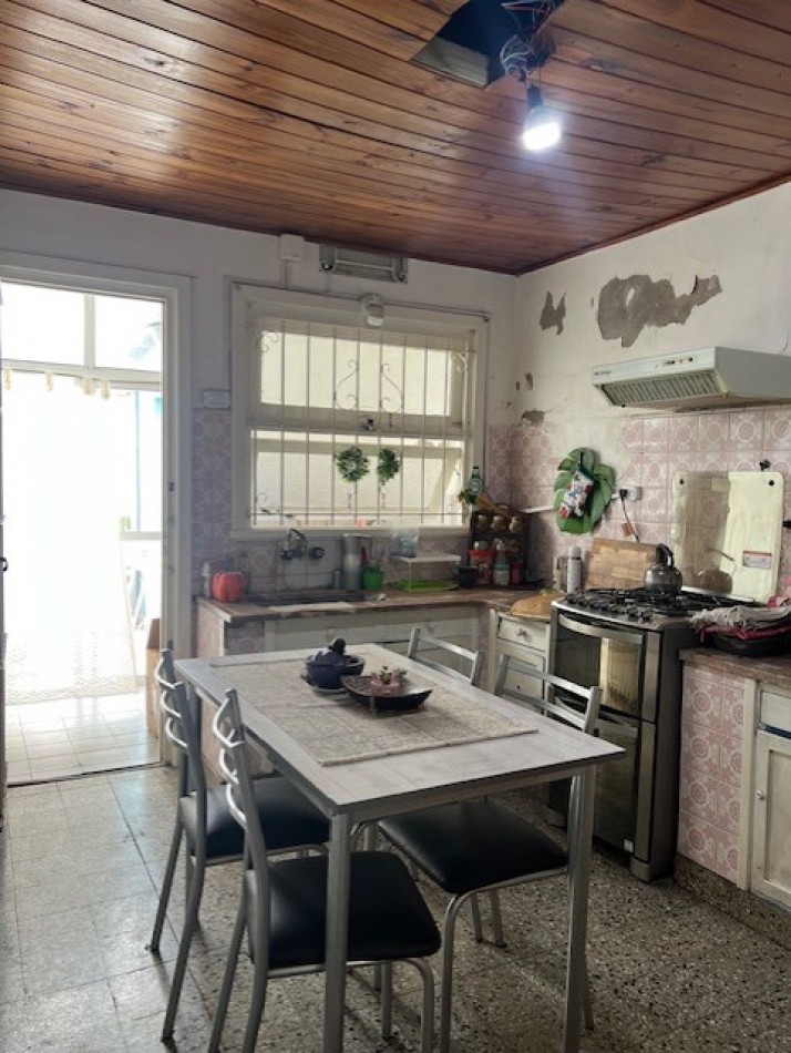REBAJADO- RE TASADO !!!! VENTA CHALET TIPICO MDP, ESTADO  ORIGINAL !!!!  MAS PH ATRAS, CON ENTRADA INPENDIENTE, ZONA MARCONI Y ALTE. BROWN