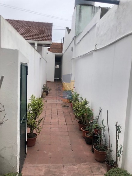 NUEVO VALOR !!!! VENTA MAR DEL PLATA,  PH 4 AMBIENTES, ATRAS, DESARROLLADO EN DOS  PLANTAS, PEQUENO PATIO, APTO CREDITO