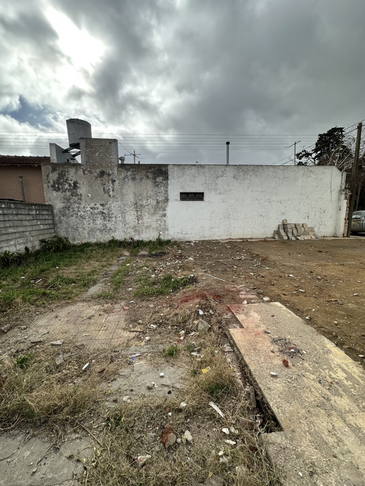 TERRENO EN TANDIL - OPORTUNIDAD RETASADA CON PLANOS APROBADOS PARA DOS DUPLEX