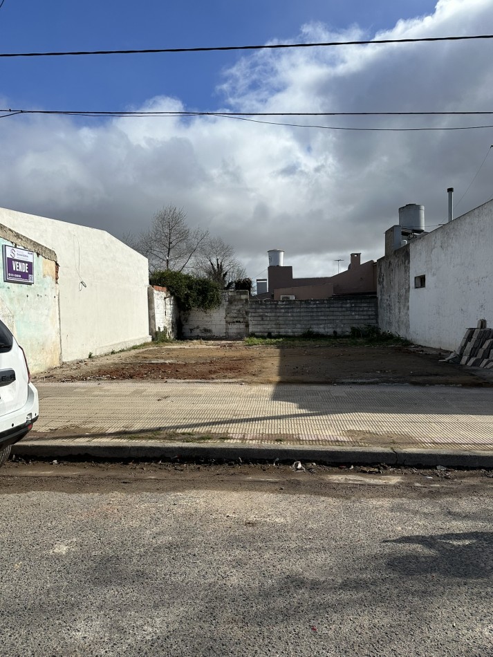 TERRENO EN TANDIL - OPORTUNIDAD RETASADA CON PLANOS APROBADOS PARA DOS DUPLEX